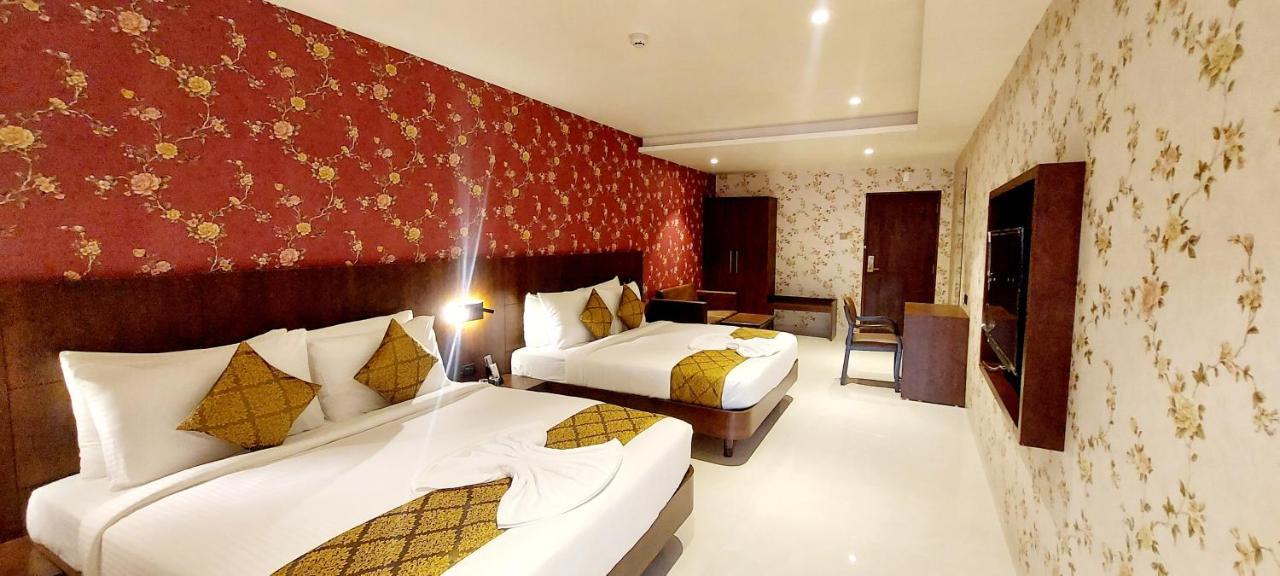 Hotel Madhuban Silvassa Eksteriør bilde